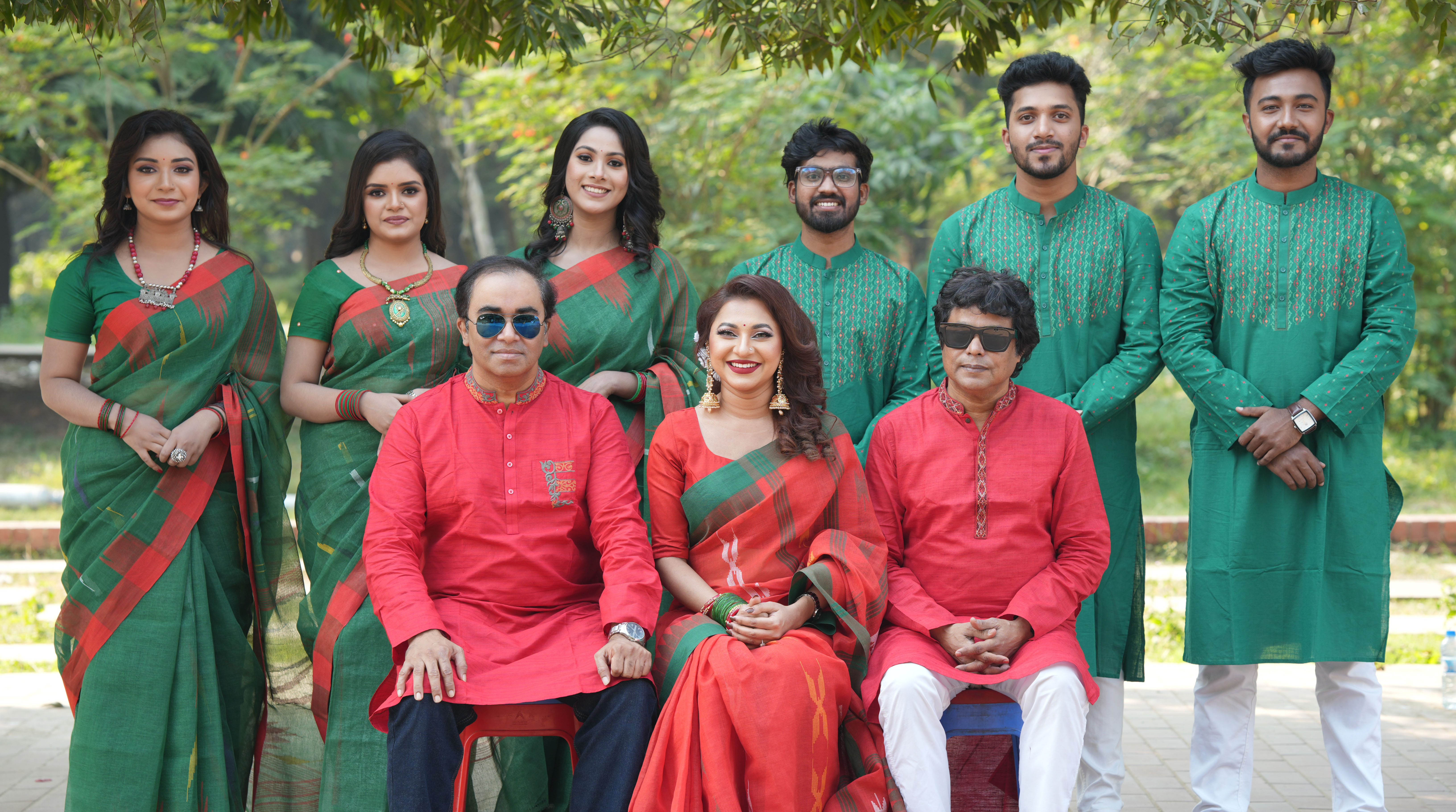 বিজয়ের মাসে তাদের নিয়ে লিজা’র ‘আমরা সবাই বাংলাদেশ’